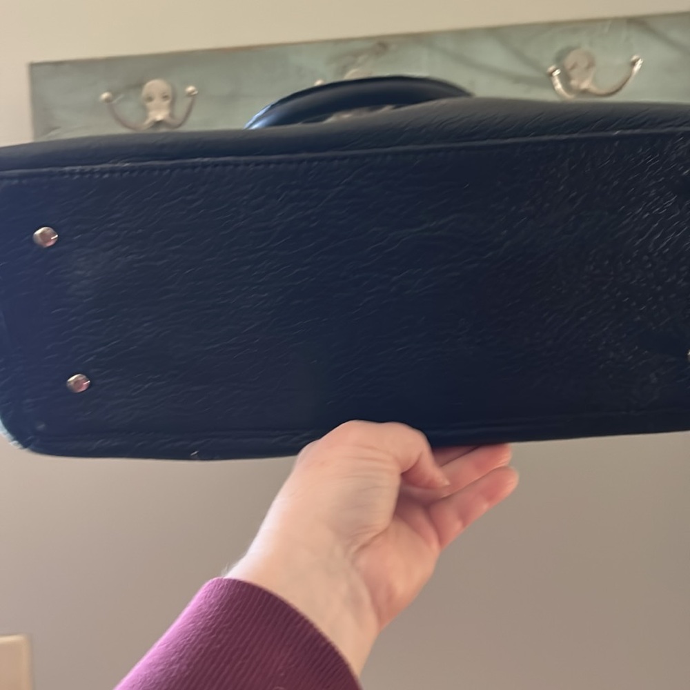 Kate Spade Black and White Textured Bag - Picture 3 of 12